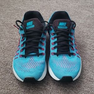 🍁 Women's NIKE SNEAKERS 🍁